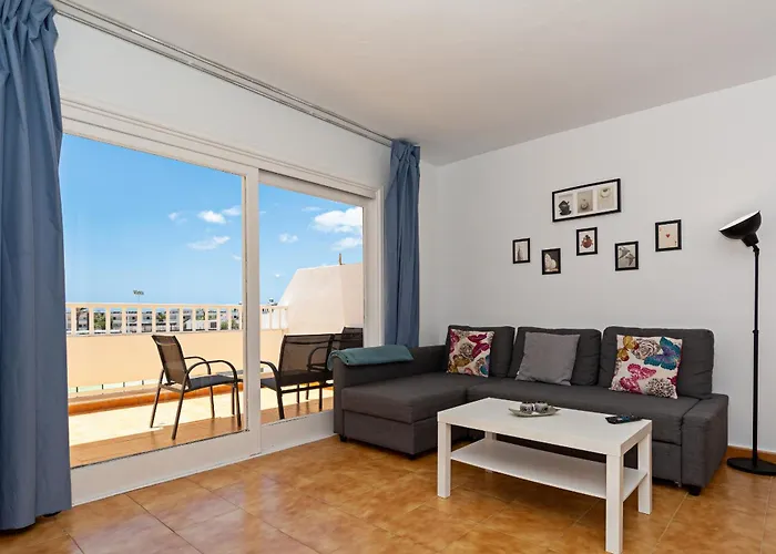 Casa Ayram With Private Terrace & Pool Next To Apartman