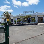 Casa Ayram With Private Terrace & Pool Next To Lägenhet *