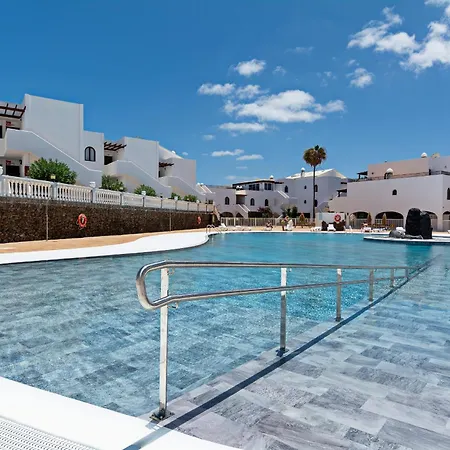 Casa Ayram With Private Terrace & Pool Next To